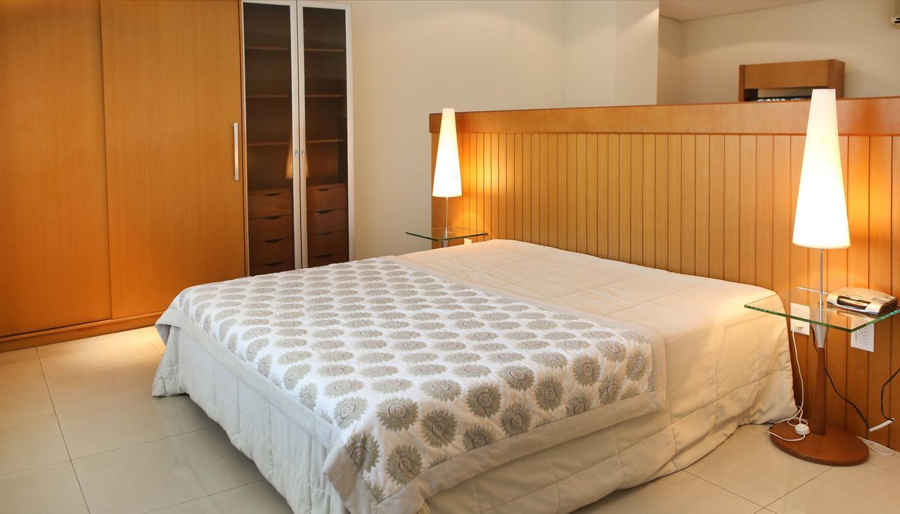Le Village Flats E Hotel Жоинвили Экстерьер фото