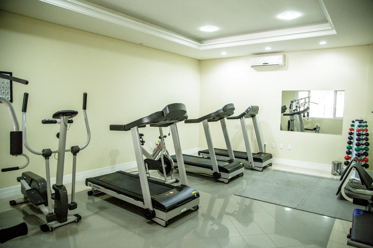 Le Village Flats E Hotel Жоинвили Экстерьер фото